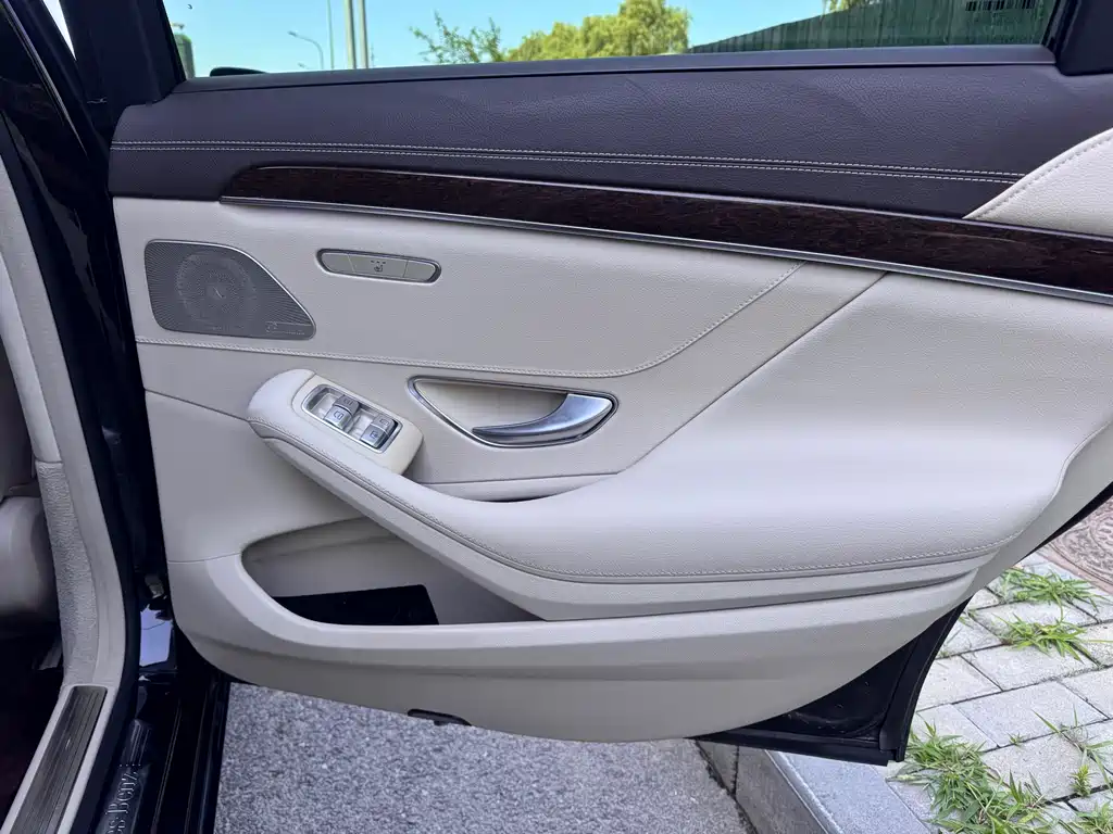 Mercedes-Benz S-Class 2015 — фото 15
