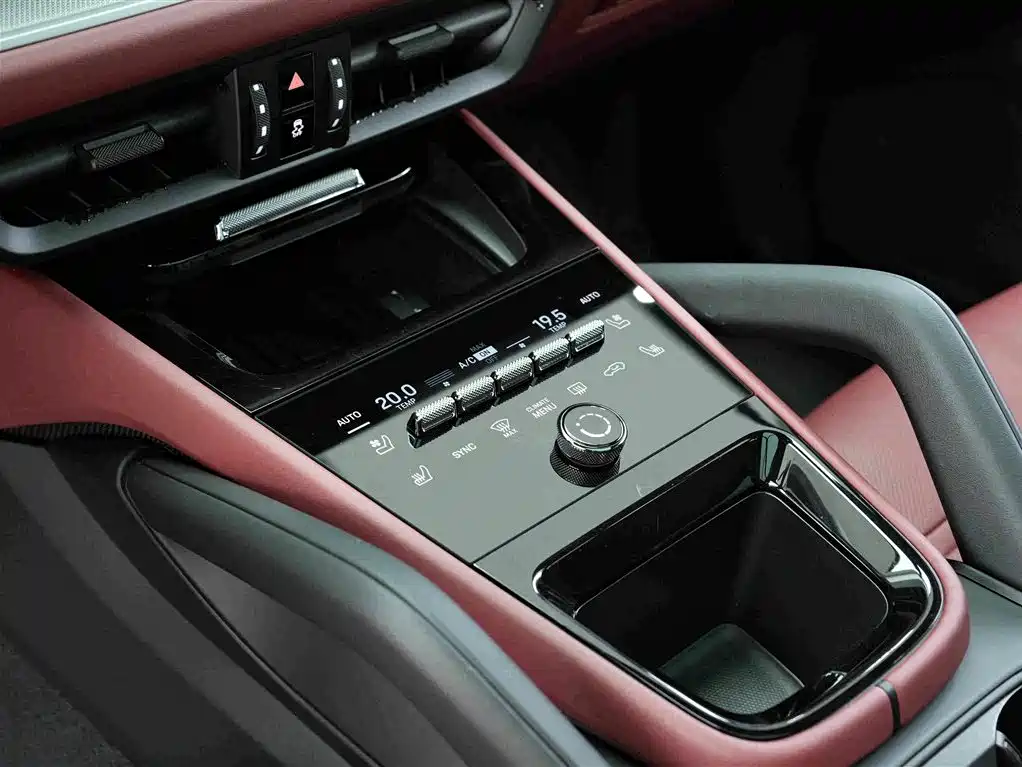 Porsche Cayenne 2025 — фото 11