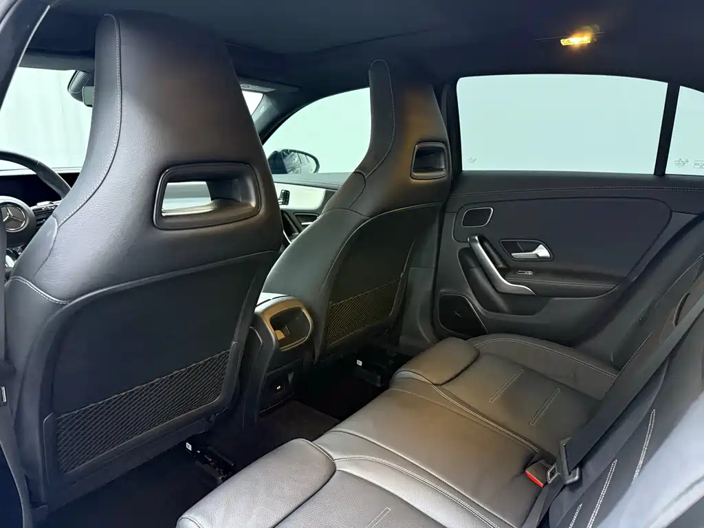 Mercedes-Benz A-Class AMG 2024 — фото 11