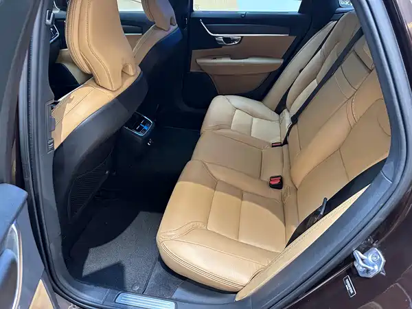 Volvo V90 2019