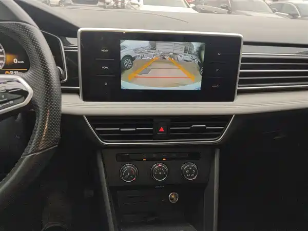 Volkswagen Tiguan L 2023