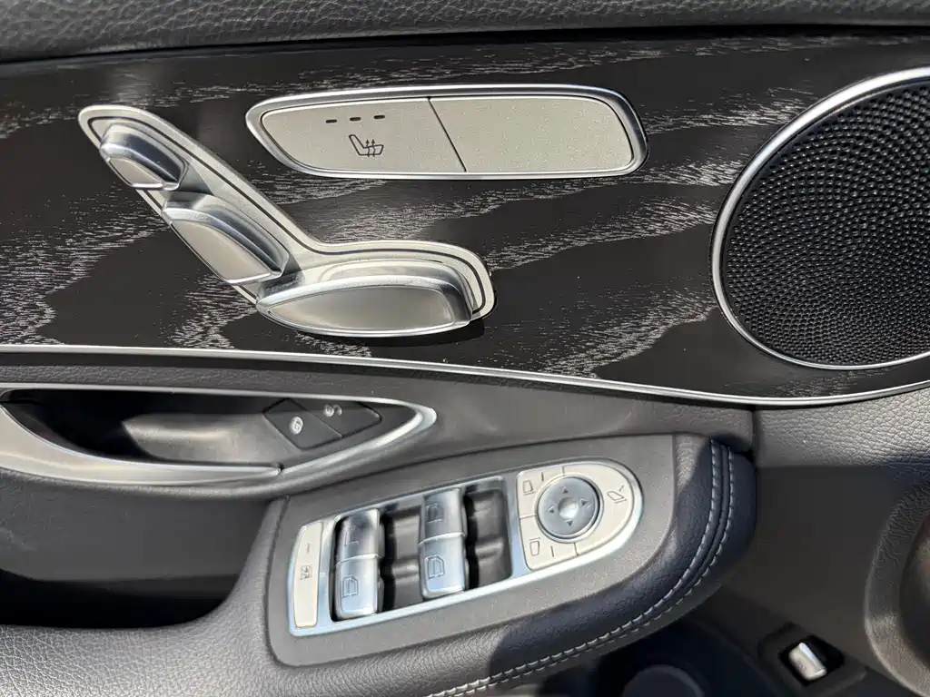 Mercedes-Benz C-Class 2020 — фото 18
