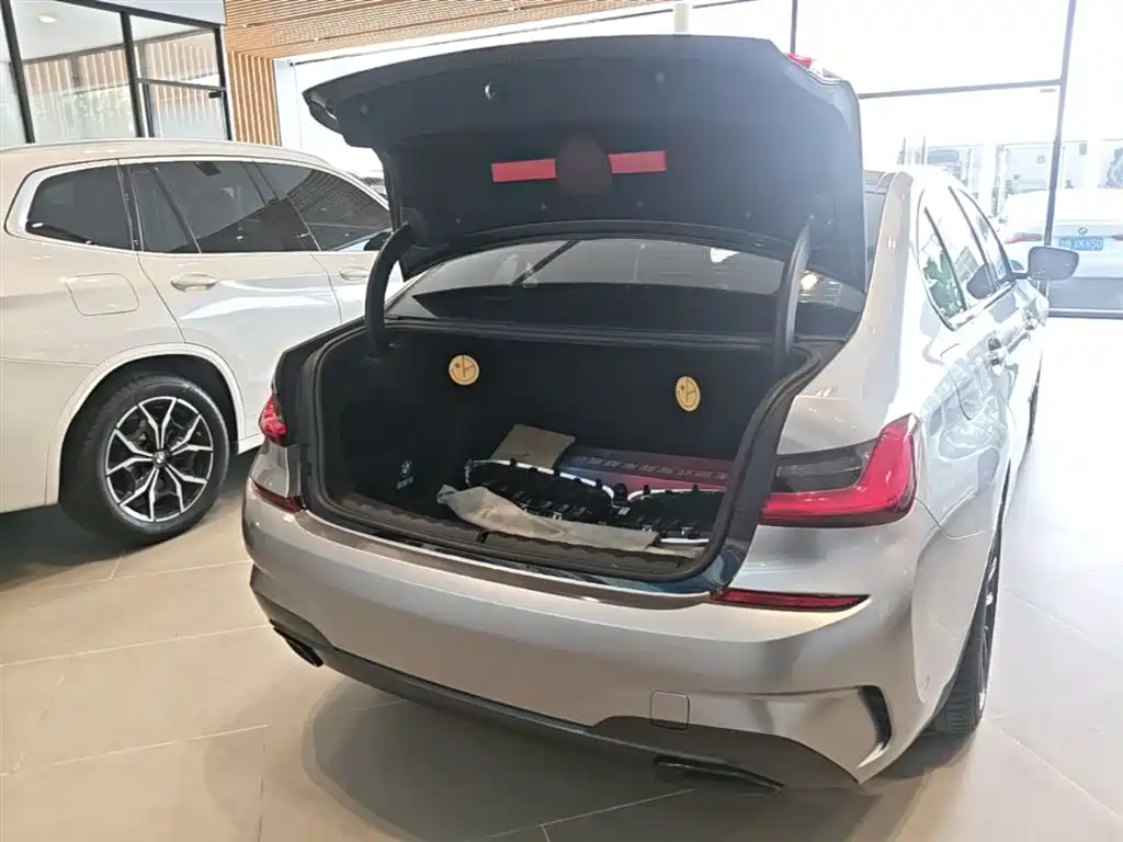 BMW 3 Series 2020 — фото 19