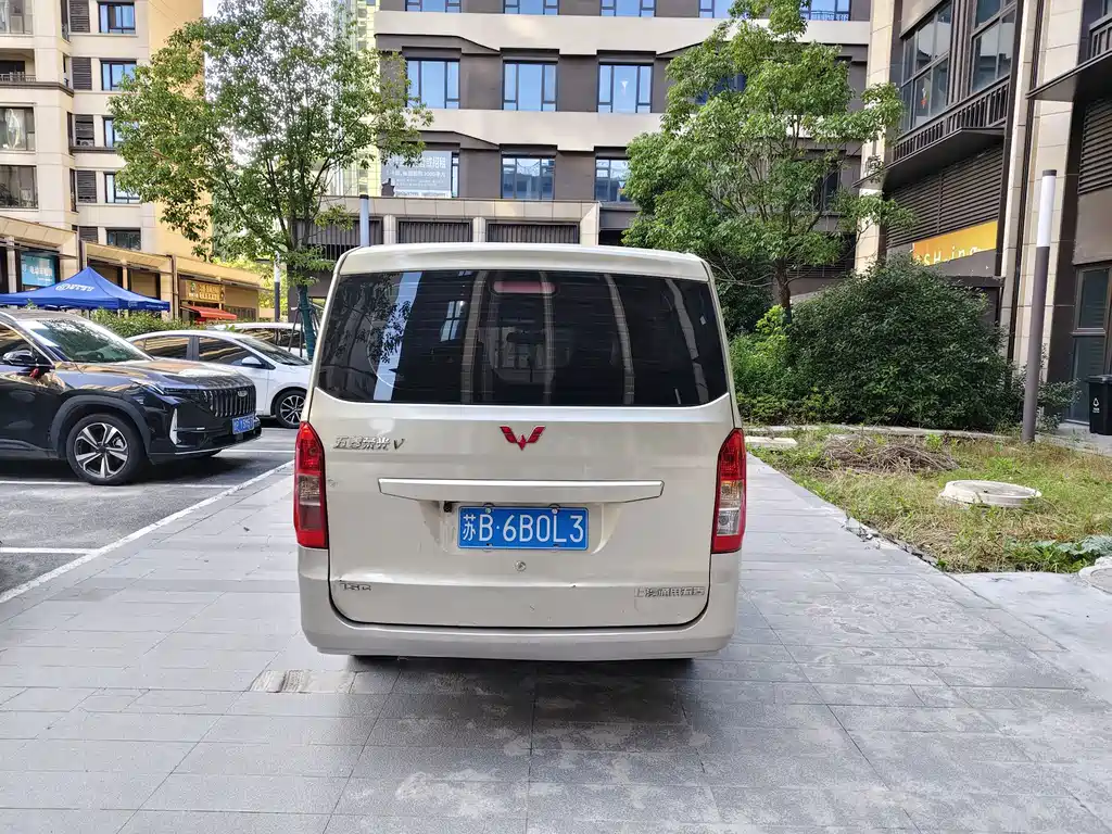 Wuling Rongguang V 2017 — фото 4