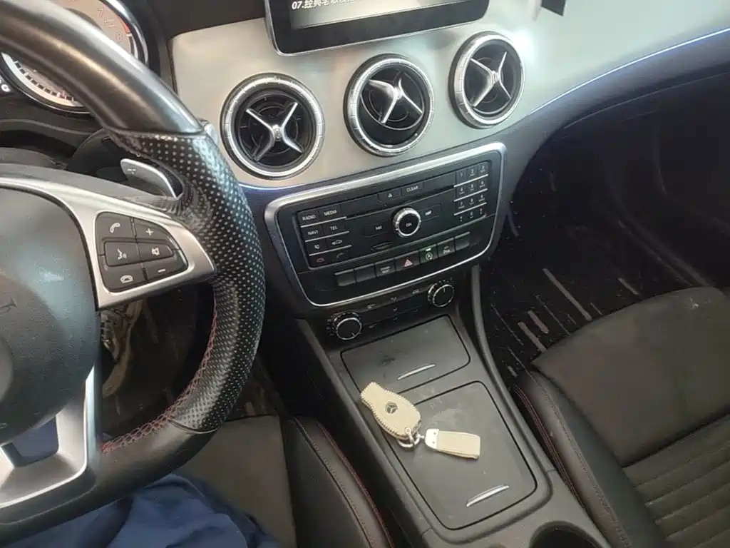 Mercedes-Benz CLA 2016 — фото 14
