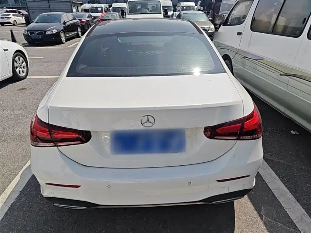 Mercedes-Benz A-Class 2020 — фото 6