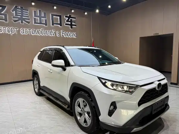 Toyota RAV4 2021