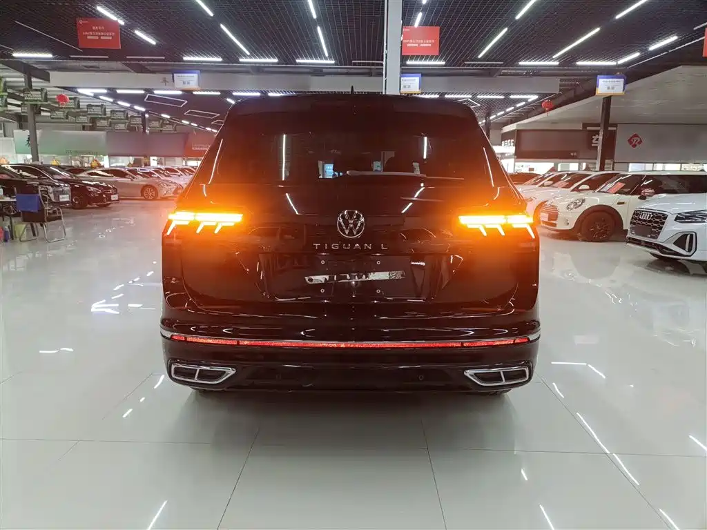 Volkswagen Tiguan L 2022 — фото 6