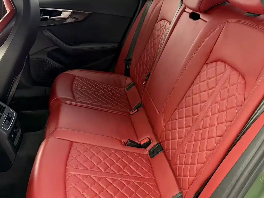 Audi S4 2023 — фото 9