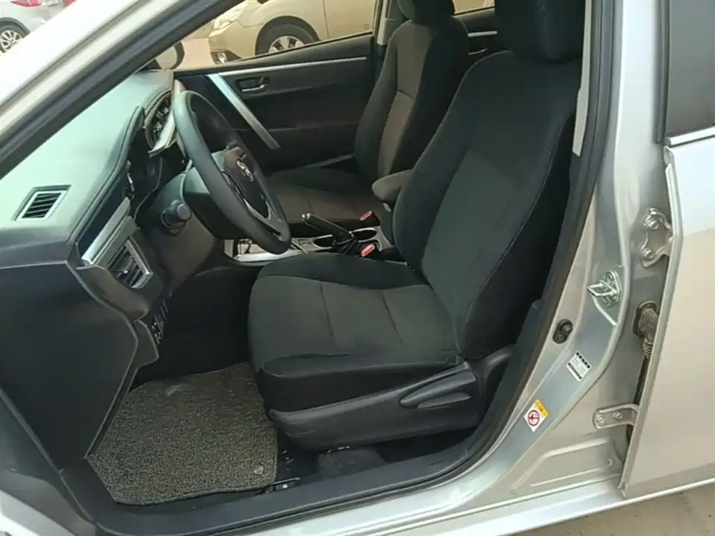 Toyota Corolla 2019 — фото 15
