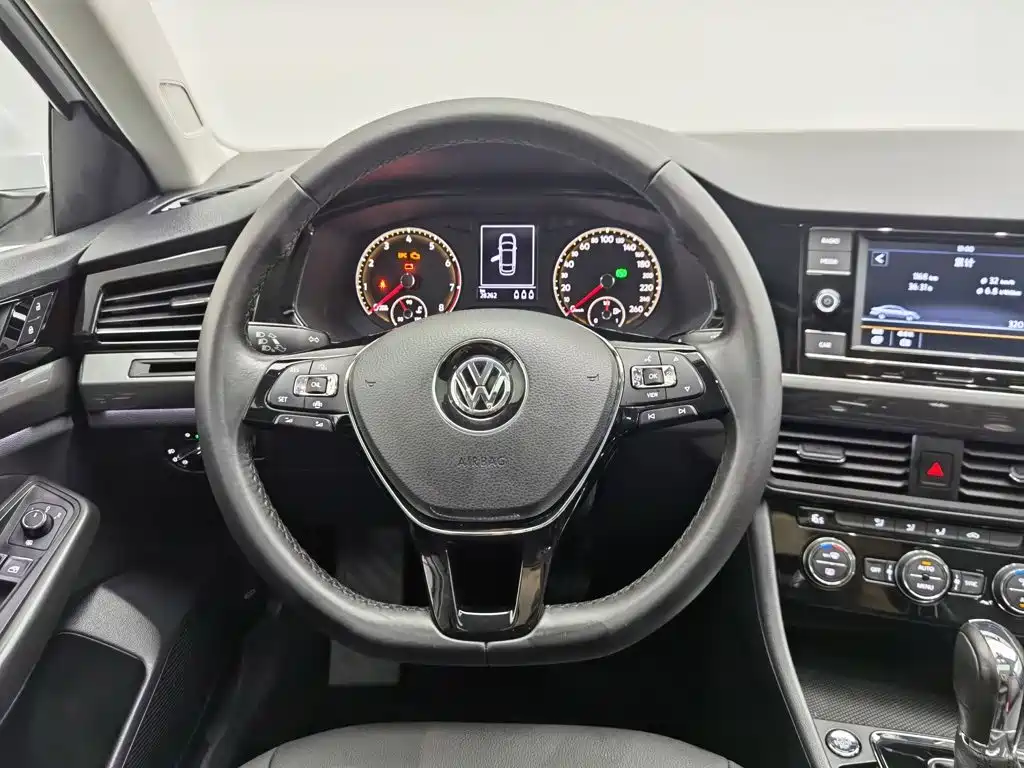 Volkswagen Bora 2019 — фото 11