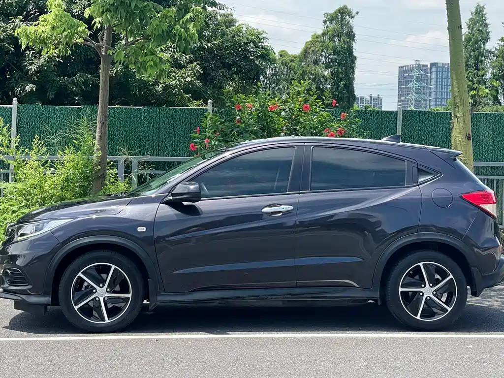 Honda Vezel 2020 — фото 6