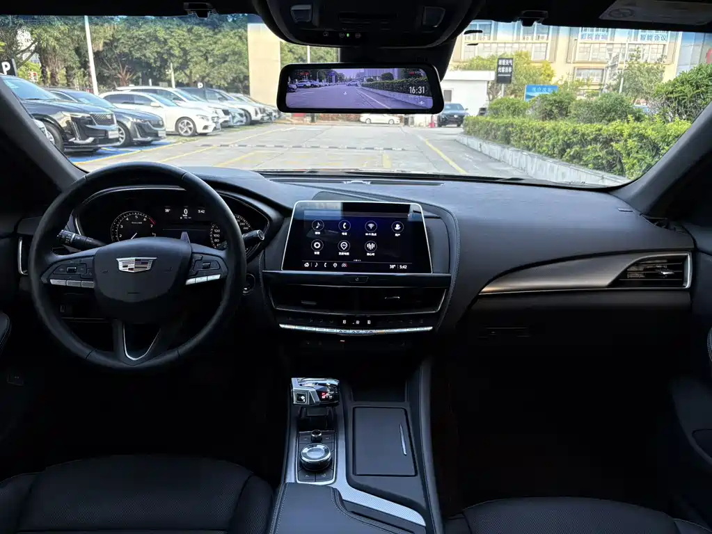 Cadillac CT5 2023 — фото 13