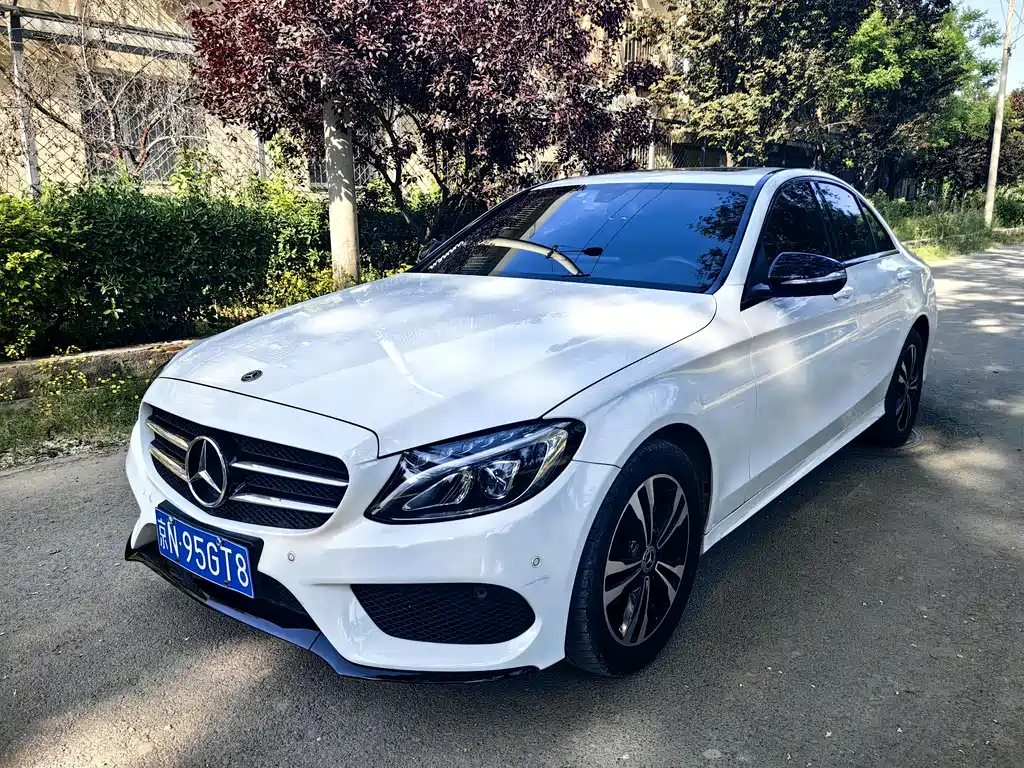 Mercedes-Benz C-Class 2017 — фото 1