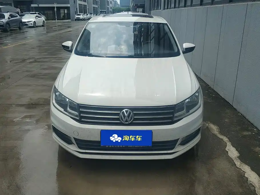 Volkswagen Santana 2016