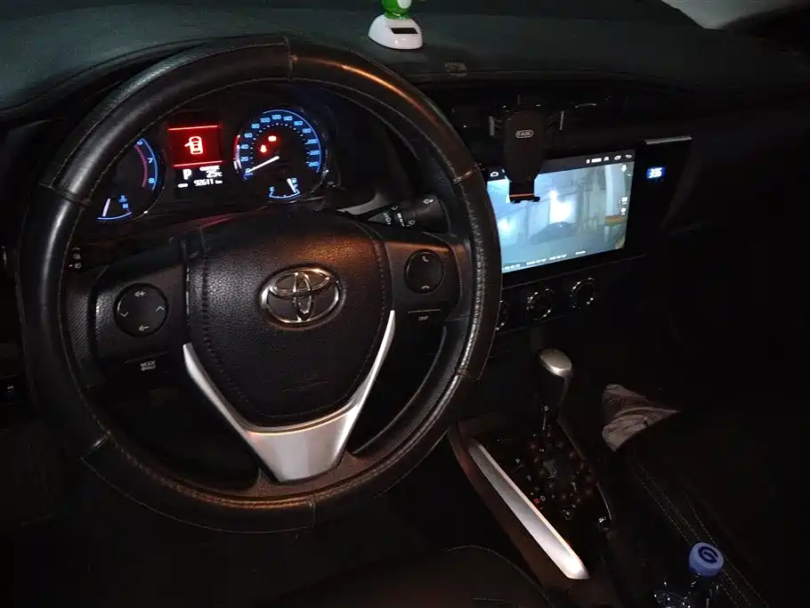 Toyota Corolla 2019 — фото 11