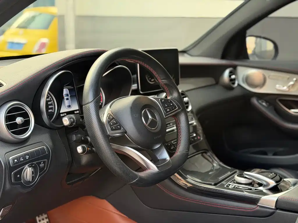 Mercedes-Benz GLC Coupe AMG 2018 — фото 8