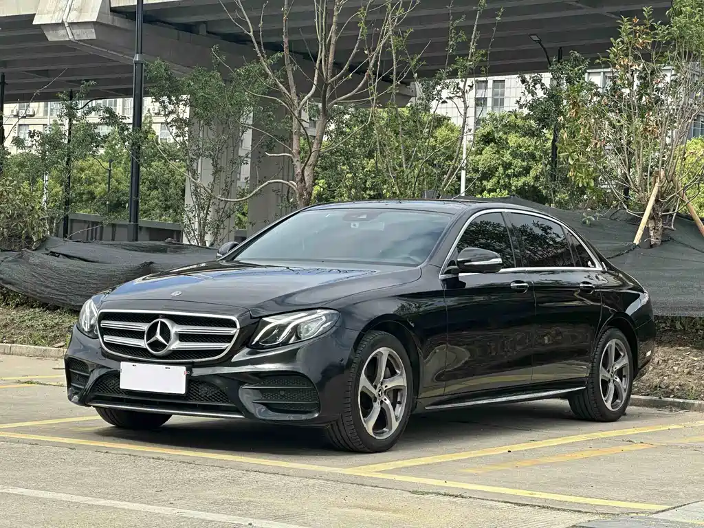 Mercedes-Benz E-Class 2017 — фото 1