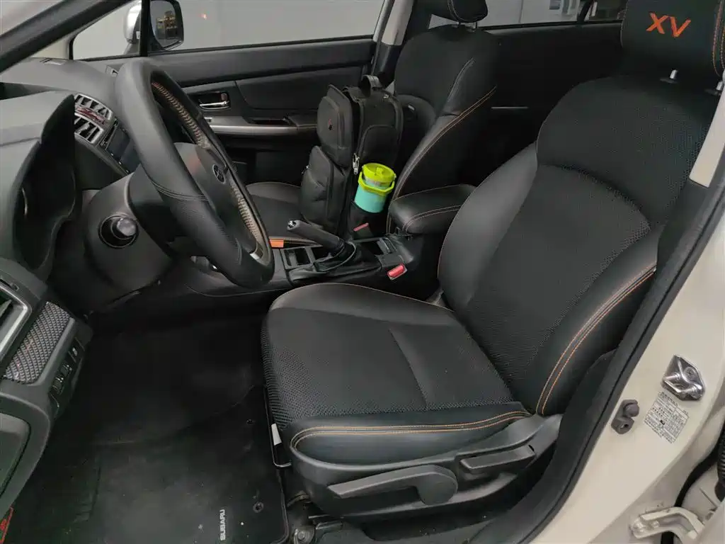 Subaru XV 2015 — фото 11