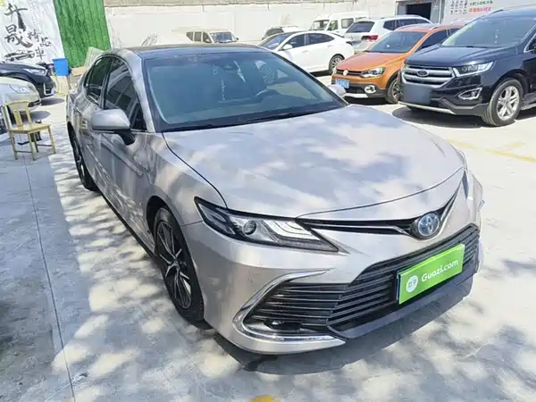Toyota Camry 2021