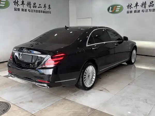 Mercedes-Benz S-Class 2021