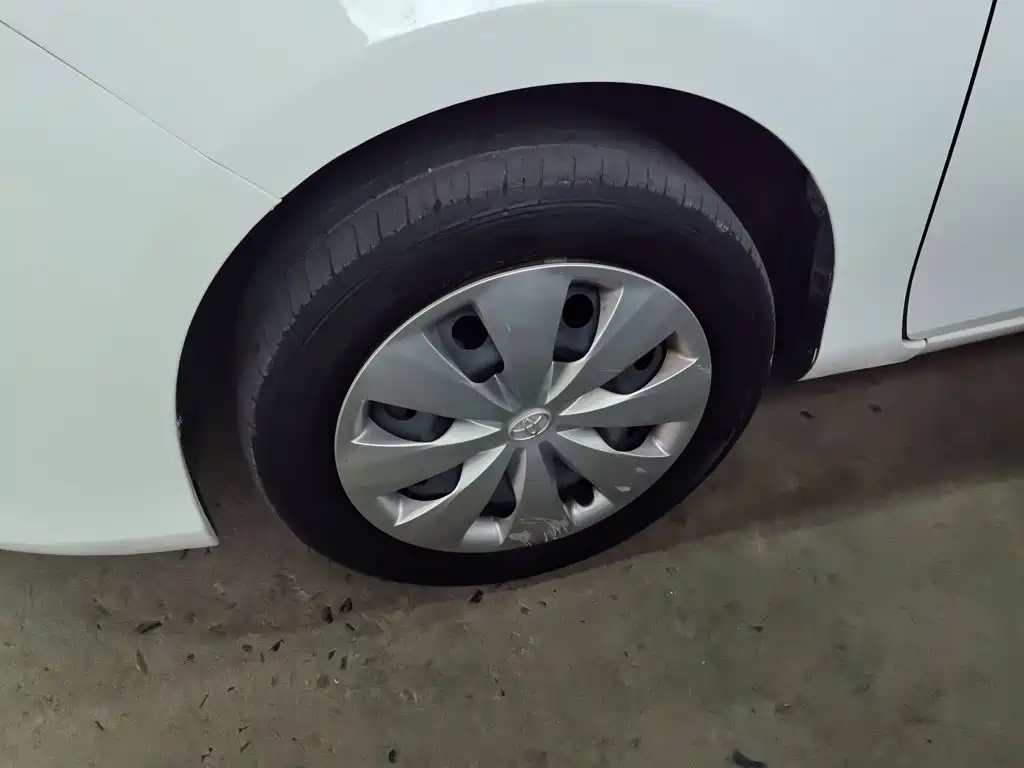 Toyota Yaris L 2020 — фото 4