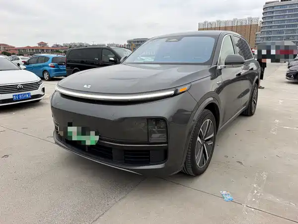 Li Auto L8 2024