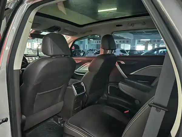 Geely Jiaji 2021