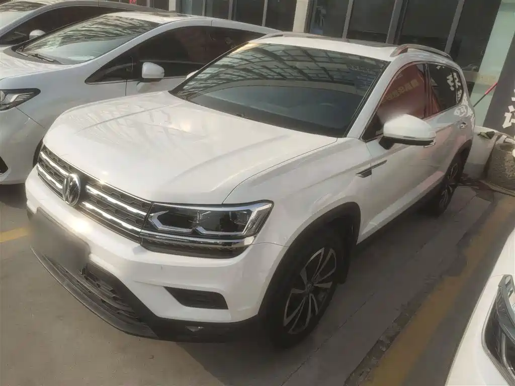 Volkswagen Tharu 2019 — фото 1