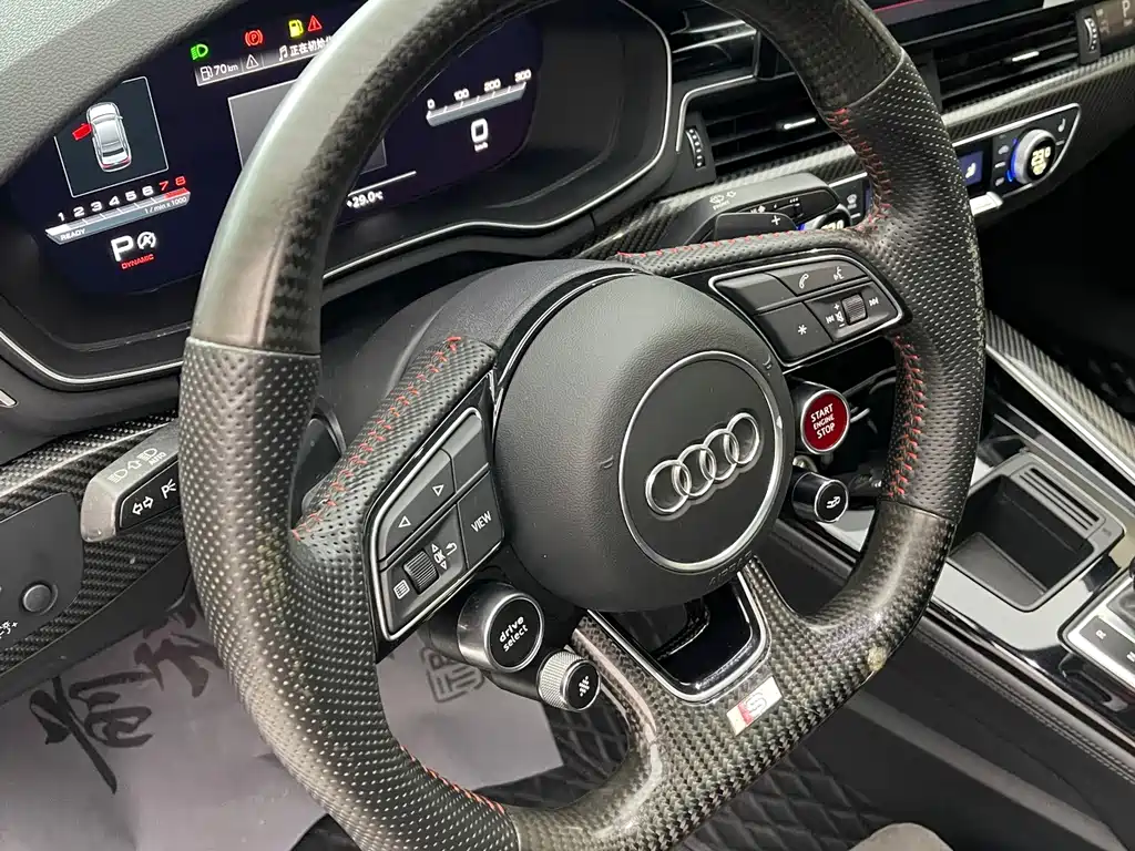 Audi A4L 2022 — фото 20