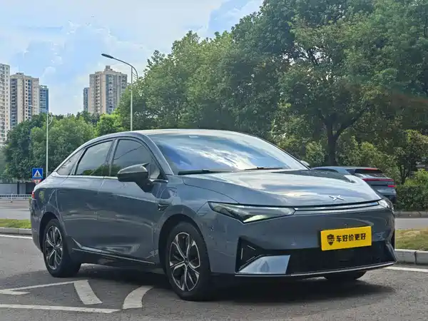 XPeng P5 2022
