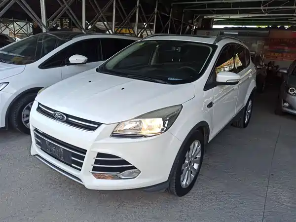 Ford Kuga 2015
