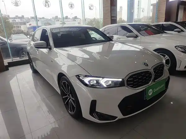 BMW 3 Series 2025