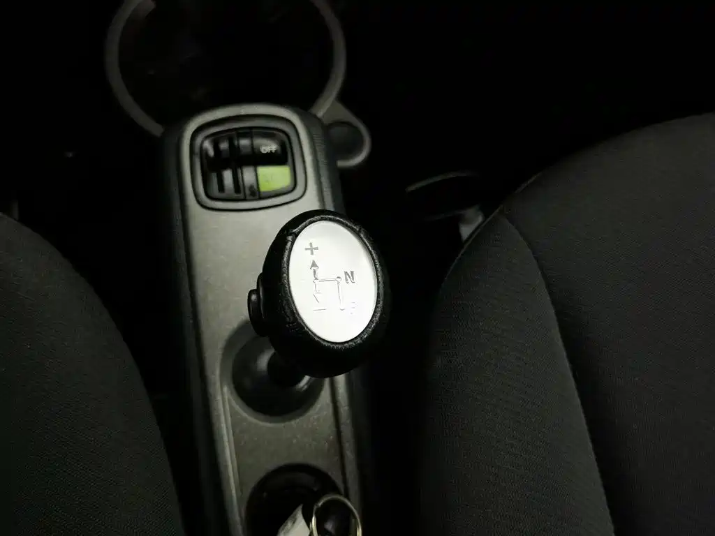 smart Fortwo 2013 — фото 13