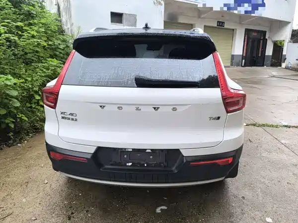 Volvo XC40 2022