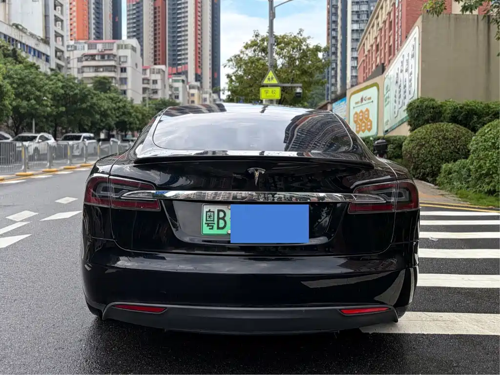 Tesla Model S 2014 — фото 2