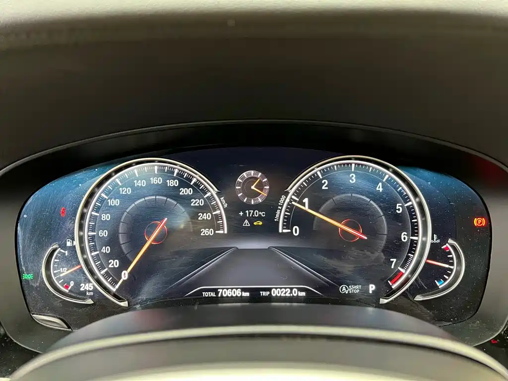 BMW 6 Series GT 2018 — фото 16