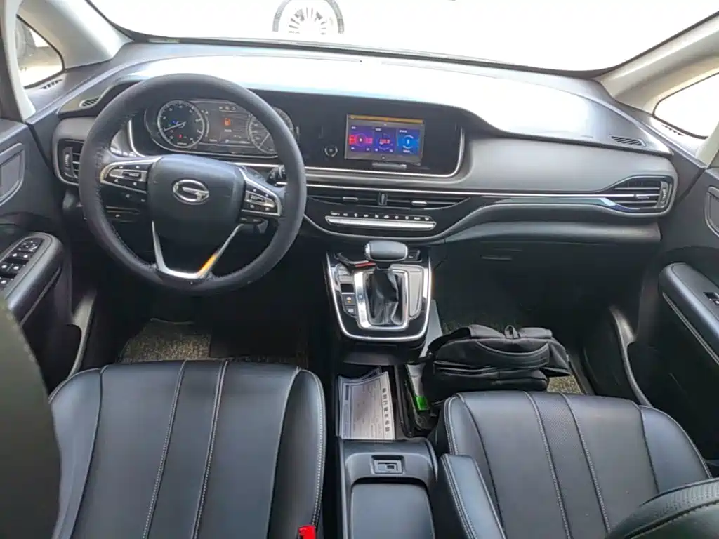 GAC Motor Trumpchi M6 2020 — фото 10