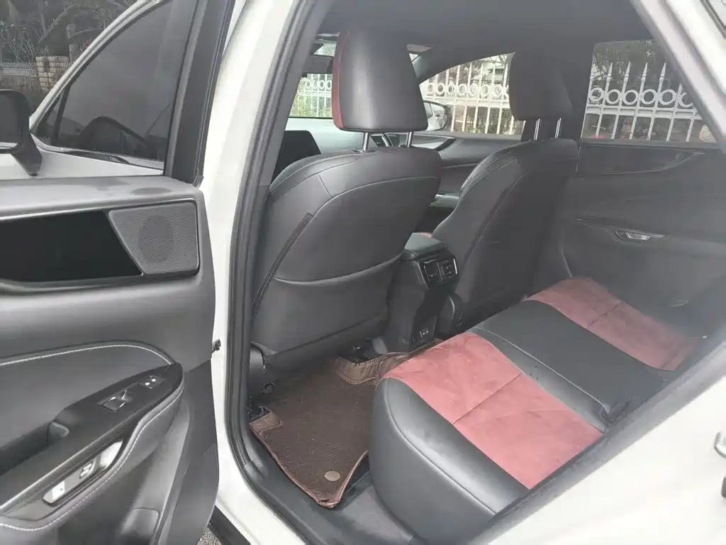 Lexus NX 2022