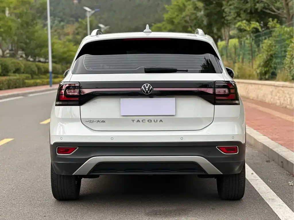 Volkswagen Tacqua 2022