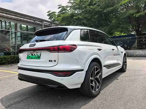 Audi Q6L E-Tron 2025