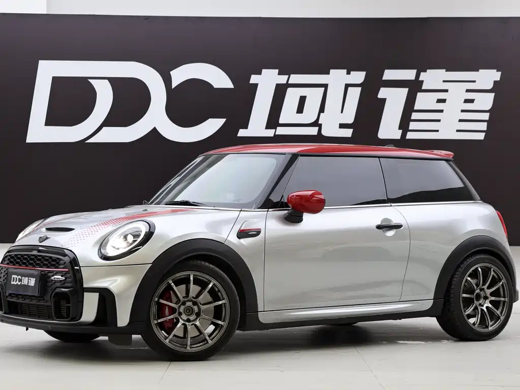MINI JCW 2022