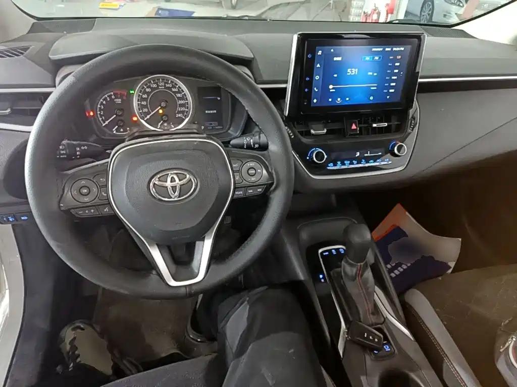 Toyota Corolla 2021 — фото 10