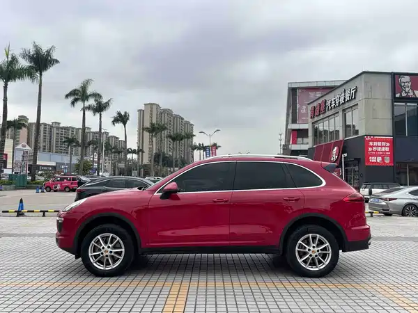 Porsche Cayenne 2016