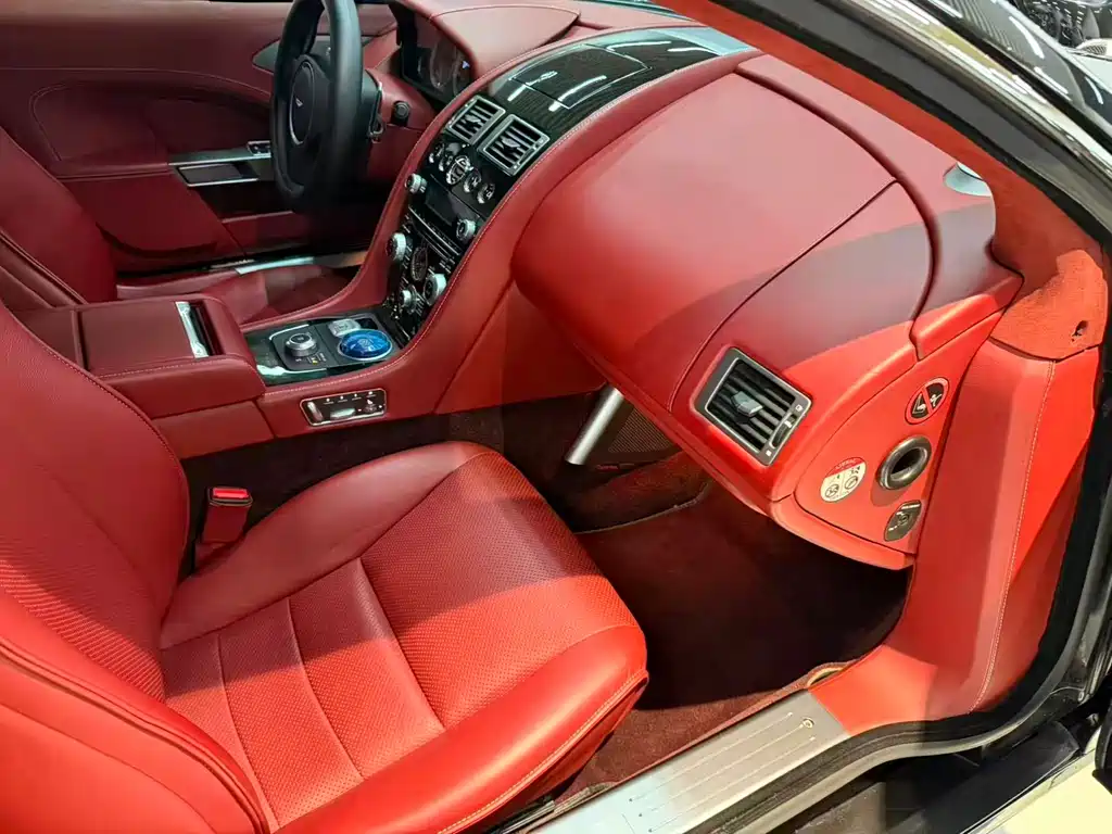 Aston Martin Rapide 2014 — фото 9