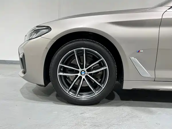 BMW 5 Series 2022