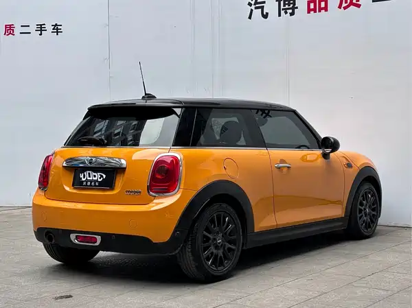 MINI 2015