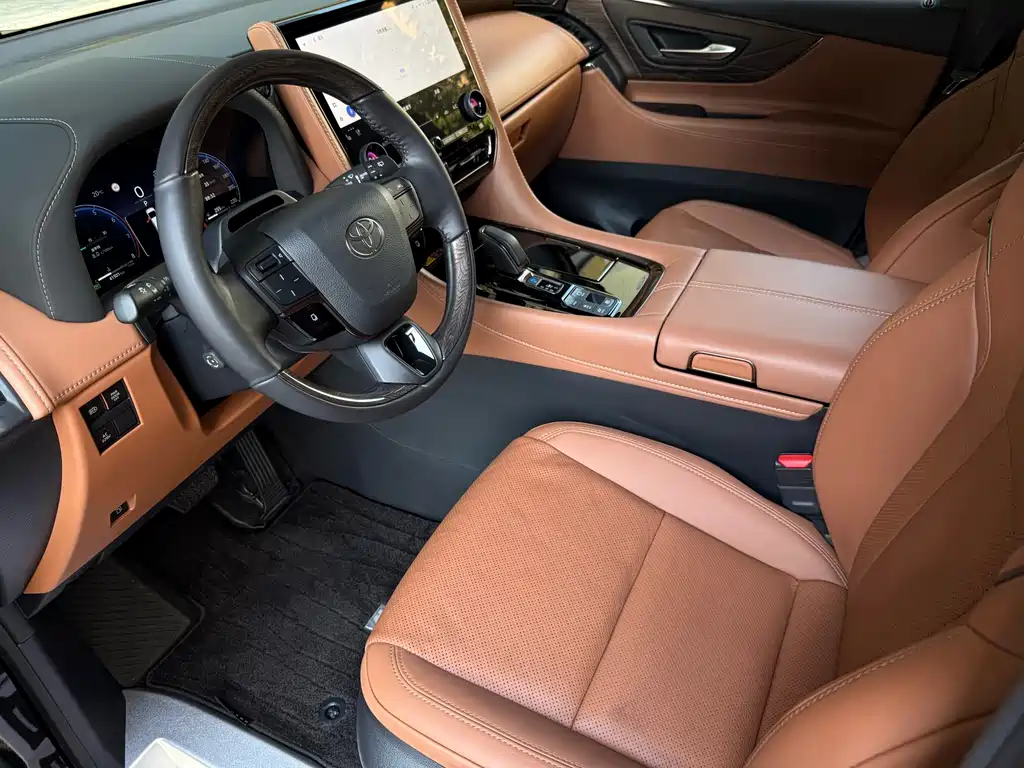 Toyota Alphard 2025 — фото 8