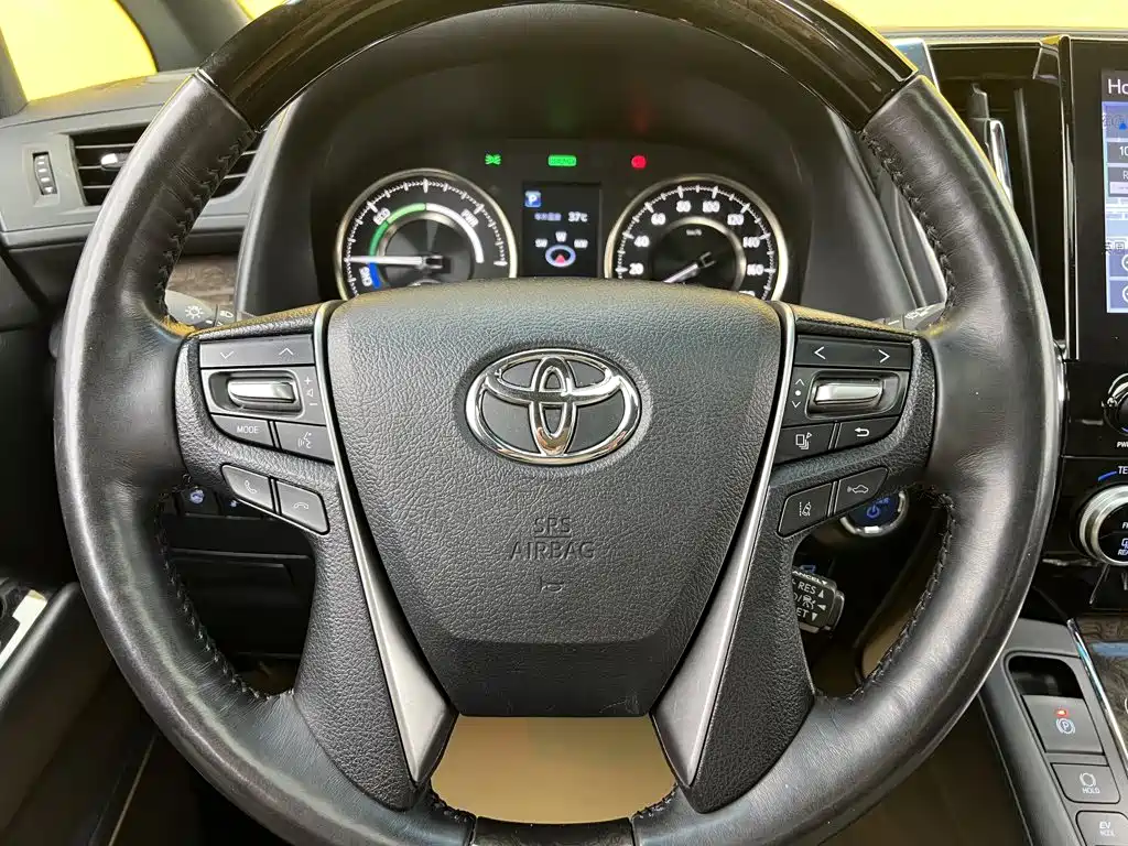 Toyota Alphard 2020 — фото 16