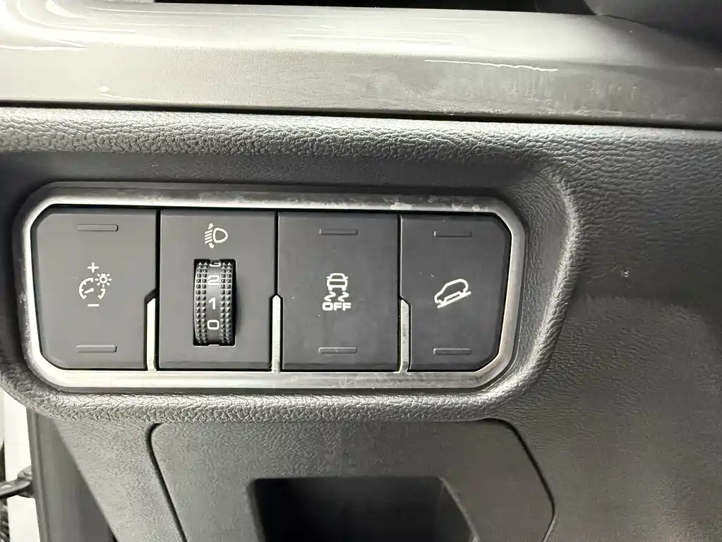 Haval H6 2023 — фото 17
